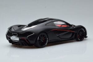 McLaren P1 Noir Mat AUTOart 1:18 76027 Métal Moulé — image 3 sur 9