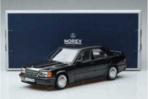 Mercedes 190 E 2.3-16 Cosworth W201 Norev 1:18 183830 Métal Moulé — image 7 sur 7