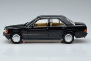 Mercedes 190 E W201 Édition Limitée Norev 1:18 183823 Métal Moulé — image 5 sur 10