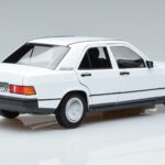 Mercedes 190 E W201 Blanc Norev 1:18 183820 Métal Moulé - image 3 of 7