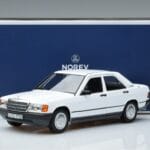 Mercedes 190 E W201 Blanc Norev 1:18 183820 Métal Moulé - image 7 of 7