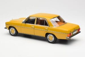 Mercedes 200/8 W115 Sahara Jaune Norev 1:18 183771 Métal Moulé — image 7 sur 8