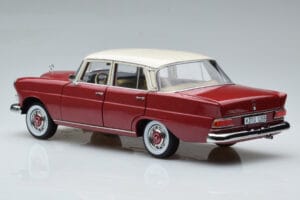 Mercedes 200 W110 Rouge Norev 1:18 183706 Métal Moulé — image 7 sur 7