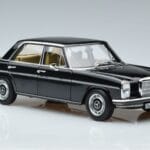 Mercedes 200 W115 Édition Limitée Norev 1:18 183775 Métal Moulé - image 6 of 8