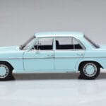 Mercedes 200 W115 Norev 1:18 183777 Métal Moulé - image 4 of 7