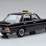 Mercedes 200 W115 Taxi Norev 1:18 183776 Métal Moulé - image 3 of 7