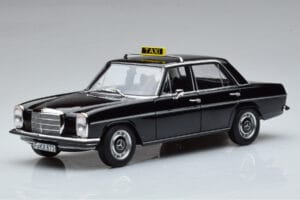 Mercedes 200 W115 Taxi Norev 1:18 183776 Métal Moulé