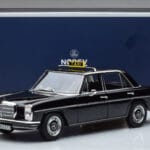 Mercedes 200 W115 Taxi Norev 1:18 183776 Métal Moulé - image 7 of 7