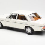 Mercedes 200 W115 Blanc Norev 1:18 183770 - image 7 of 8