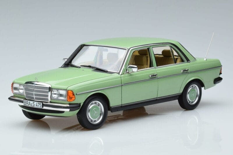 Mercedes 200 W123 Vert Norev 1:18 183796 Métal Moulé