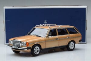 Mercedes 200T S123 AMG Package Beige Norev 1:18 183739 Métal Moulé — image 9 sur 9