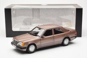 Mercedes 230E W124 Rosewood Metallic Édition Concessionnaire Norev 1:18 B66040697 Métal Moulé — image 8 sur 8