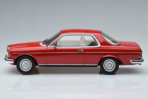 Mercedes 280 CE C123 Rouge Otto 1:18 OT145 Résine — image 3 sur 6