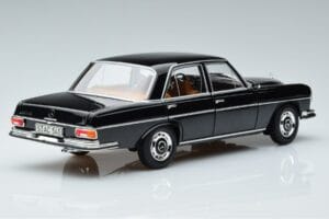 Mercedes 280 SE W108 Noir Norev 1:18 183762 Métal Moulé — image 3 sur 7