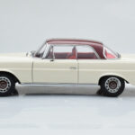 Mercedes 280 SE W108 Blanc AUTOart 1:18 - image 5 of 8