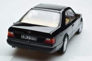 Mercedes 300 CE-24 C124 Coupe AMG Wheels Édition Limitée Norev 1:18 183881 Métal Moulé — image 10 sur 11