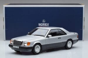Mercedes 300 CE-24 C124 Coupe Argent Norev 1:18 183880 Métal Moulé — image 7 sur 7