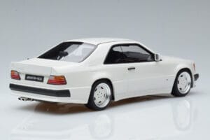 Mercedes 300 CE C124 AMG The Hammer Arctic Blanc Otto 1:18 B66040639 Résine — image 2 sur 6