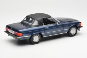 Mercedes 300 SL R107 Bleu Nautique Norev 1:18 183466 Métal Moulé — image 3 sur 8