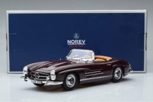Mercedes 300 SL W198 Roadster Rouge Norev 1:18 183891 Métal Moulé — image 8 sur 8