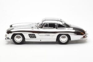 Mercedes 300 SL W198 Chrome Minichamps 1:18 B66040645 Métal Moulé — image 4 sur 8