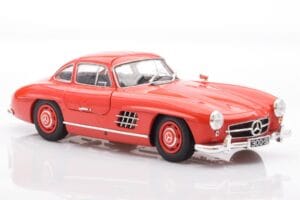 Mercedes 300 SL W198 Gullwing Rouge Minichamps 1:18 110037211 Métal Moulé — image 6 sur 8