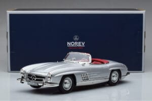 Mercedes 300 SL W198 Roadster Norev 1:18 183890 Métal Moulé — image 10 sur 10