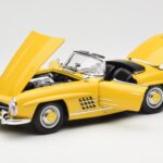 Mercedes 300 SL W198 Roadster Jaune Norev 1:18 B66040669 - image 2 of 8