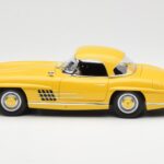 Mercedes 300 SL W198 Roadster Jaune Norev 1:18 B66040669 - image 4 of 8