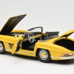Mercedes 300 SL W198 Roadster Jaune Norev 1:18 B66040669 - image 5 of 8