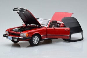 Mercedes 450 SL R107 Version US Rouge Norev 1:18 183729 Métal Moulé — image 2 sur 8