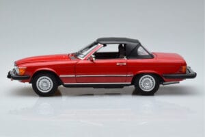 Mercedes 450 SL R107 Version US Rouge Norev 1:18 183729 Métal Moulé — image 4 sur 8