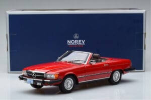 Mercedes 450 SL R107 Version US Rouge Norev 1:18 183729 Métal Moulé — image 8 sur 8