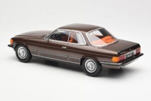 Mercedes 500 SLC C107 Marron KK-Scale 1:18 180851 Métal Moulé — image 5 sur 6