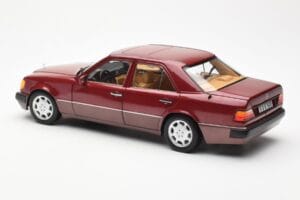 Mercedes 500E W124 Rouge Metallic Édition Concessionnaire Norev 1:18 B66040699 Métal Moulé — image 7 sur 8