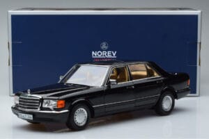Mercedes 560 SEL W126 Noir Norev 1:18 183793 Métal Moulé — image 7 sur 7