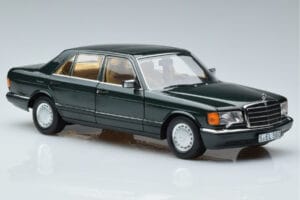 Mercedes 560 SEL W126 Vert Foncé Métallisé Norev 1:18 B66040682 Métal Moulé — image 5 sur 7