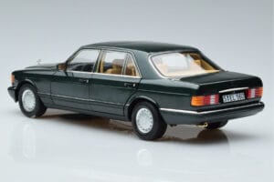 Mercedes 560 SEL W126 Vert Foncé Métallisé Norev 1:18 B66040682 Métal Moulé — image 6 sur 7