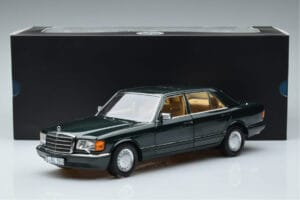 Mercedes 560 SEL W126 Vert Foncé Métallisé Norev 1:18 B66040682 Métal Moulé — image 7 sur 7