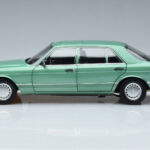 Mercedes 560 SEL W126 Vert Clair Norev 1:18 - image 4 of 7