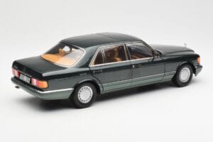 Mercedes 560 SEL W126 Night Vert Métallique Dealer Edition Norev 1:18 B66040626 Métal Moulé — image 3 sur 8