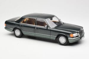 Mercedes 560 SEL W126 Night Vert Métallique Dealer Edition Norev 1:18 B66040626 Métal Moulé — image 6 sur 8