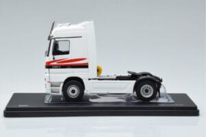 Mercedes Actros MP1 Blanc IXO 1:43 TR064 Métal Moulé — image 3 sur 6