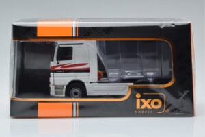 Mercedes Actros MP1 Blanc IXO 1:43 TR064 Métal Moulé — image 6 sur 6
