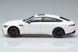 Mercedes AMG GT 63 S X290 Blanc Norev 1:18 183445 Métal Moulé — image 4 sur 7