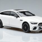 Mercedes AMG GT 63 S X290 Blanc Norev 1:18 183445 Métal Moulé - image 5 of 7