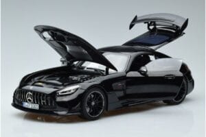 Mercedes AMG GT C190 Black Series Noir Norev 1:18 183900 Métal Moulé — image 2 sur 7