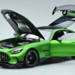 Mercedes AMG GT C190 Black Series Vert Hell Magno Édition Limitée Norev 1:18 183903 Métal Moulé - image 2 of 7