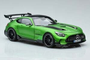 Mercedes AMG GT C190 Black Series Vert Hell Magno Édition Limitée Norev 1:18 183903 Métal Moulé — image 5 sur 7