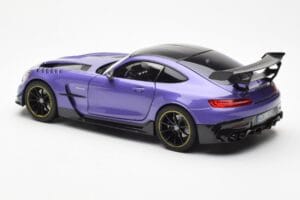 Mercedes AMG GT Black Series Violet Asia Exclusive Norev 1:18 183907 Métal Moulé — image 7 sur 8